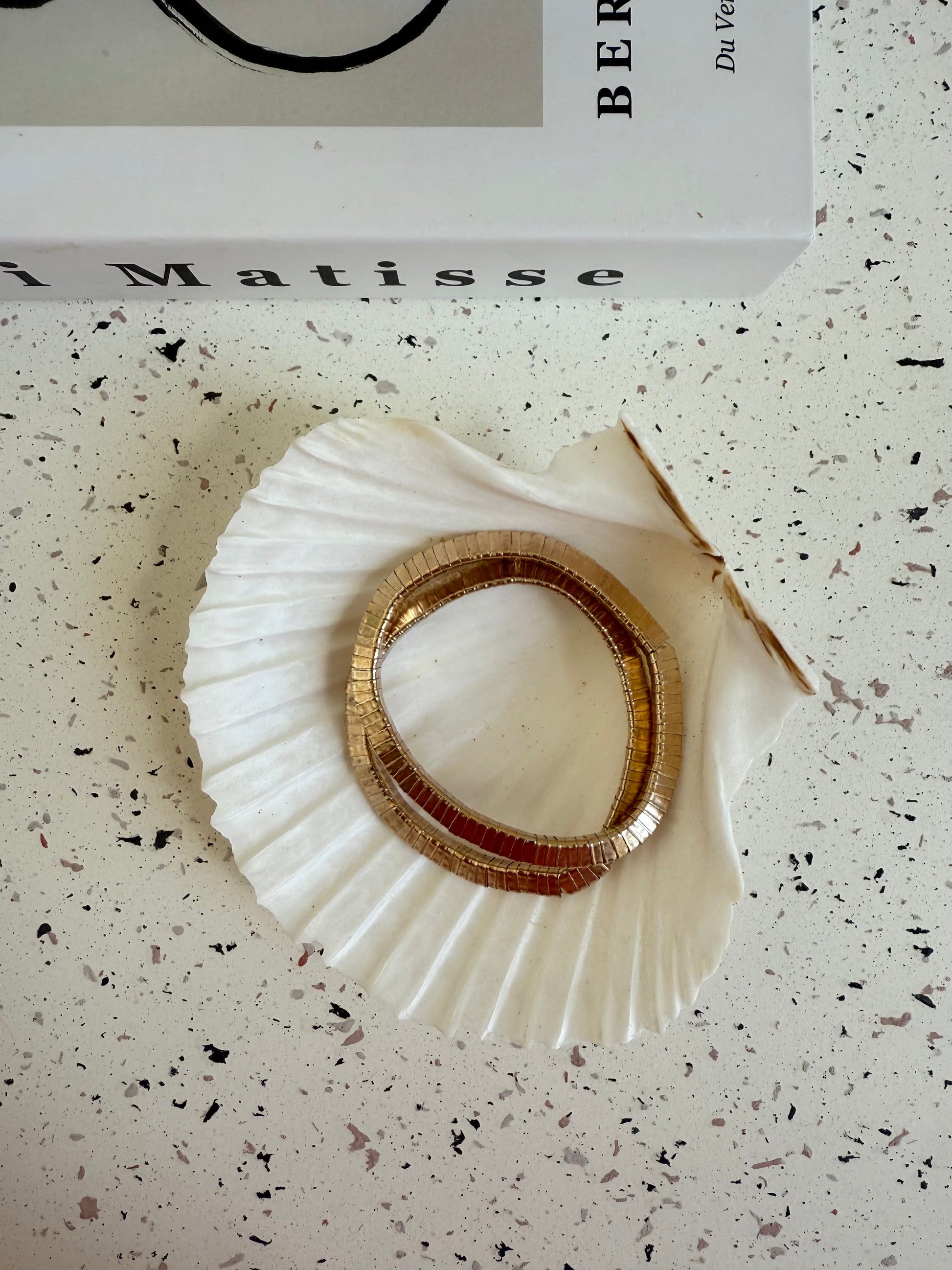 capri shell dish