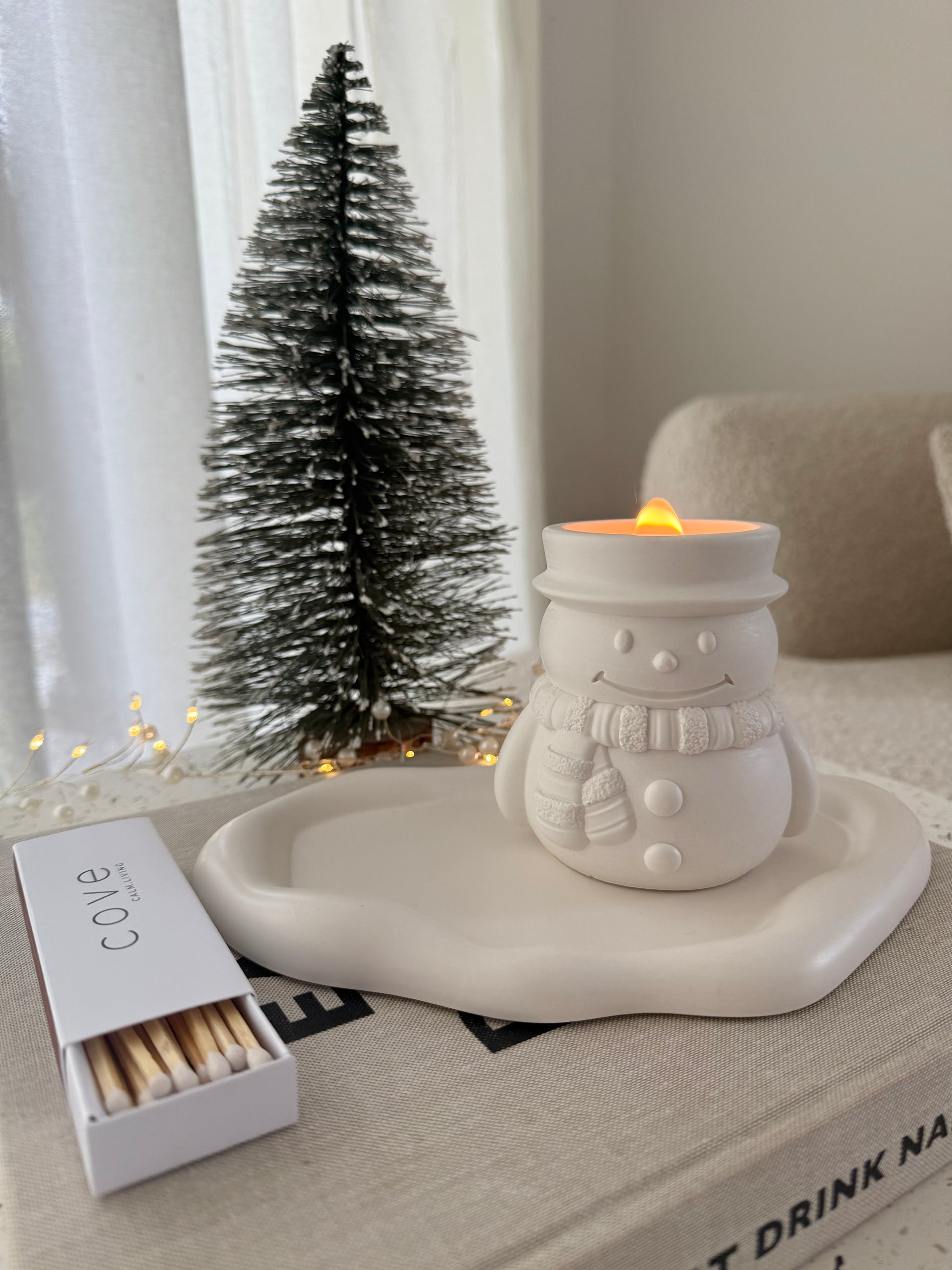 snowman candle
