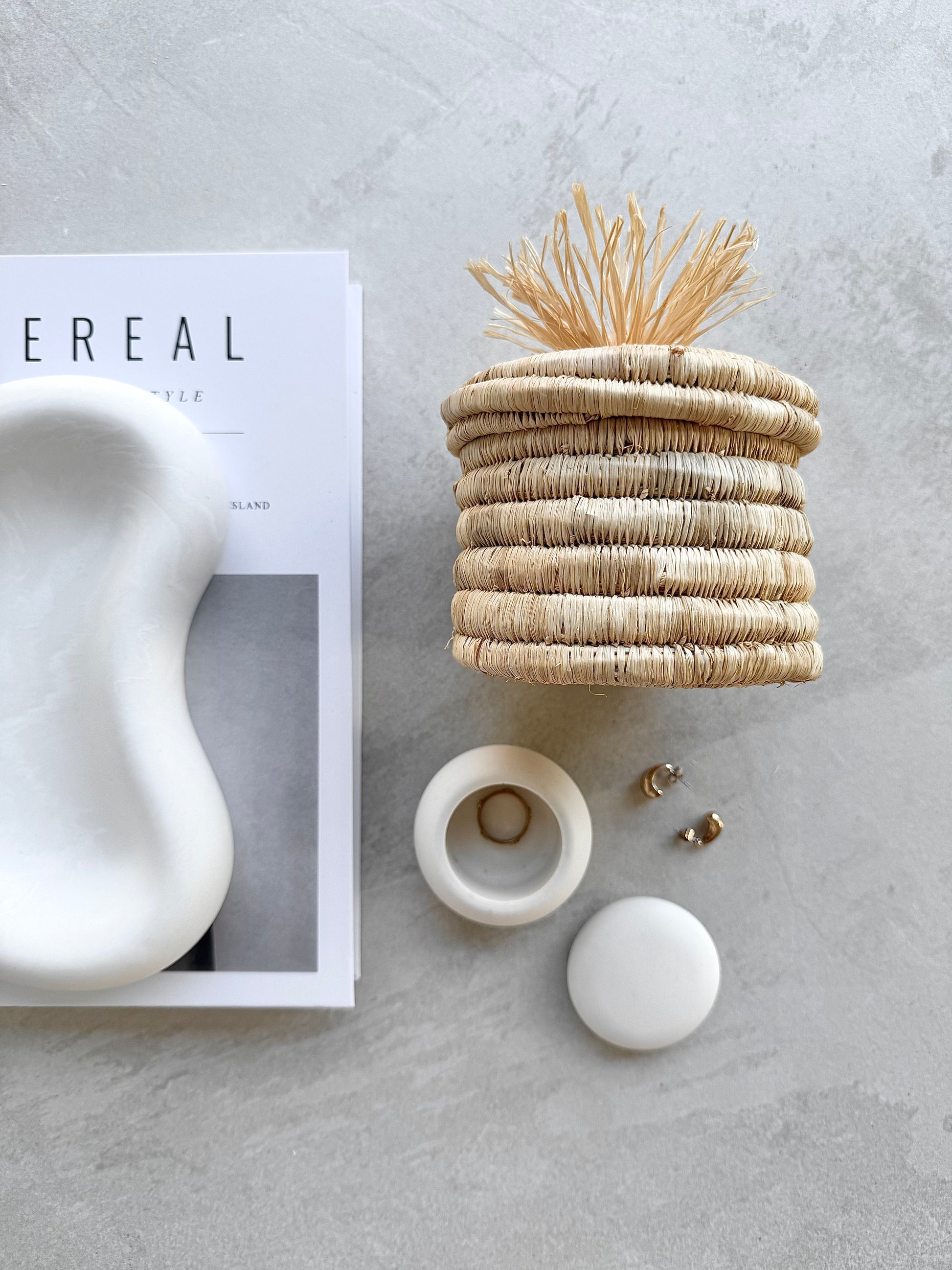 seagrass storage pot