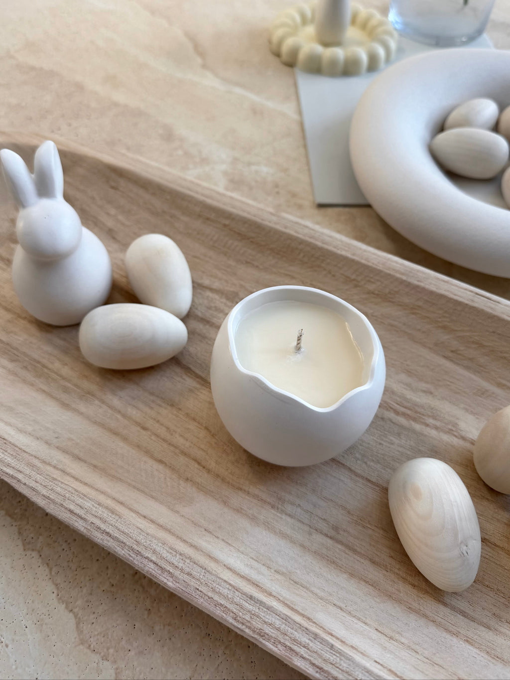 hatch candle off white