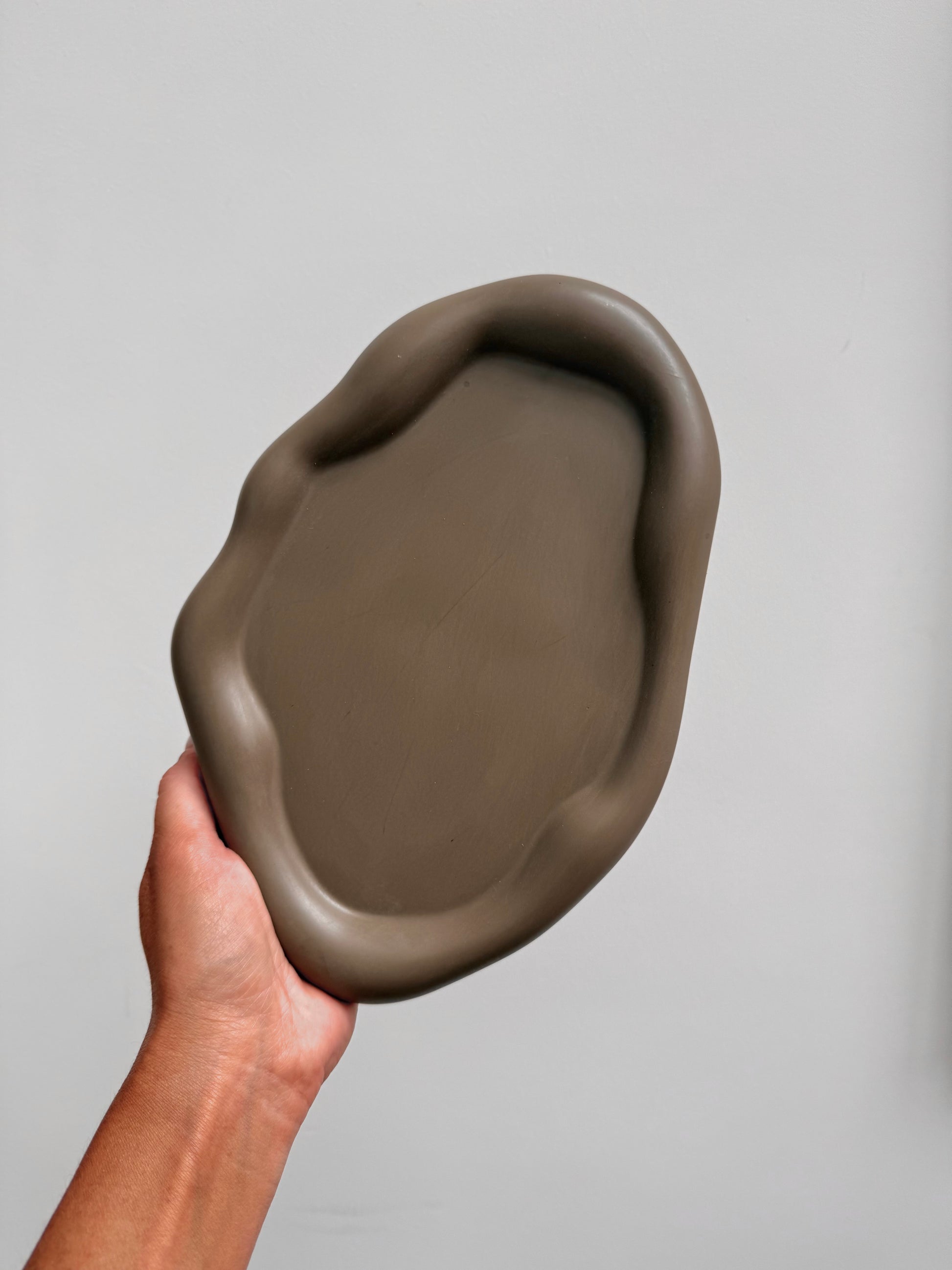 float dish - brown