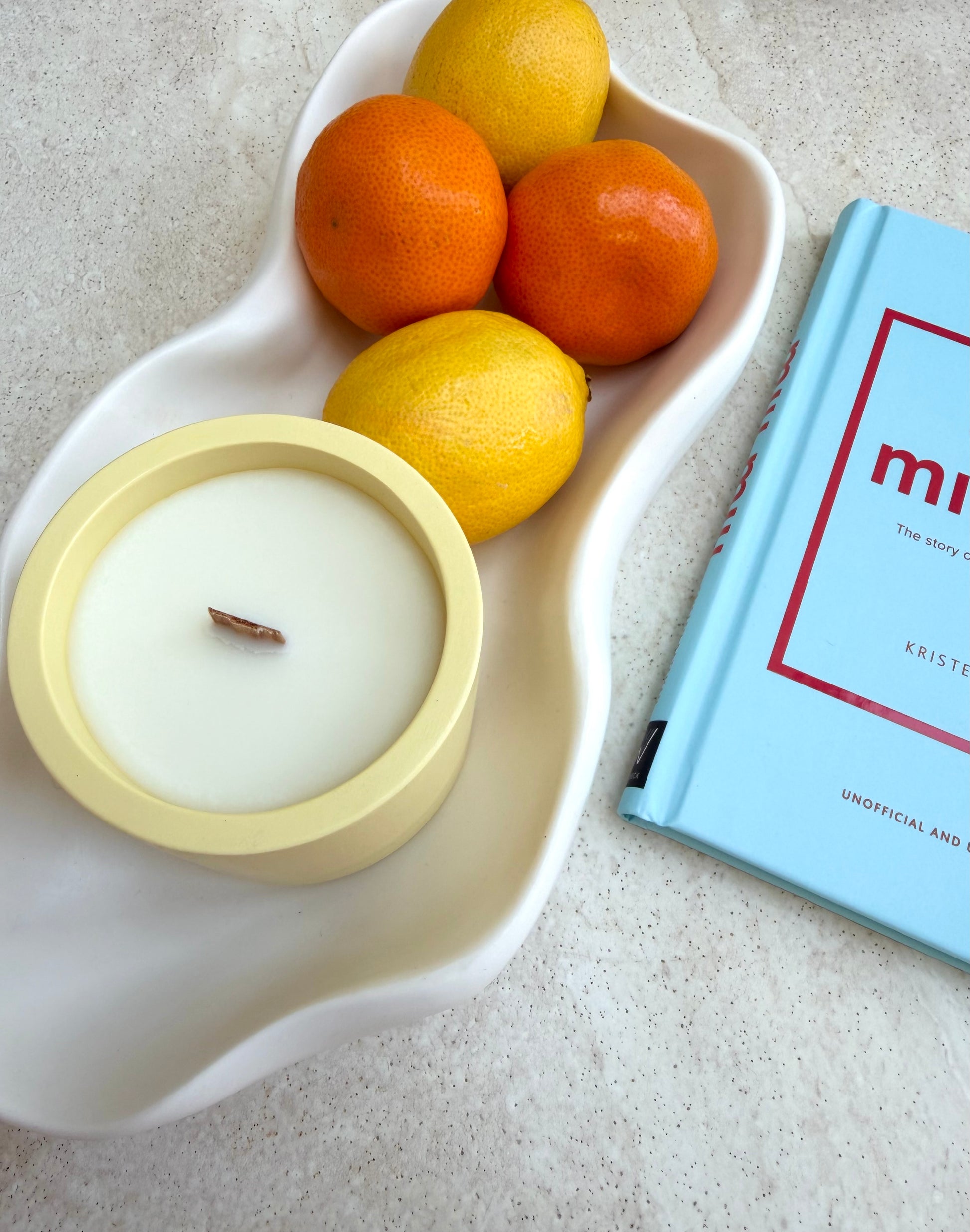 coconut cove candle