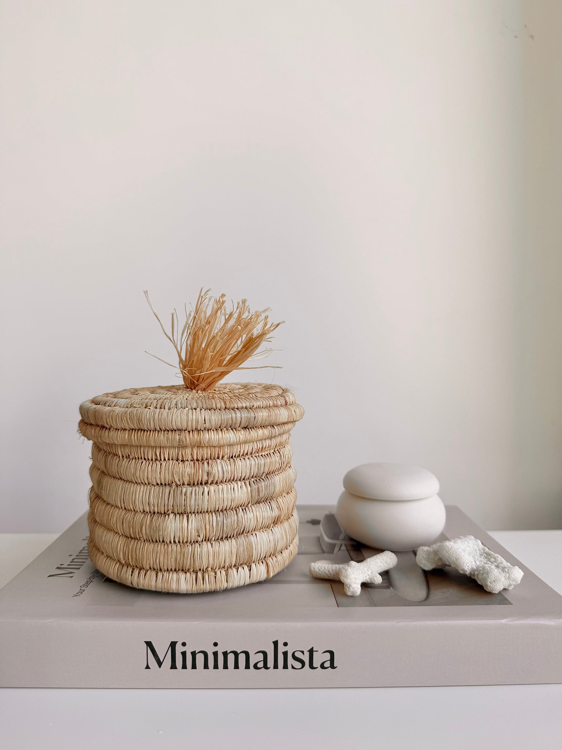 seagrass storage pot