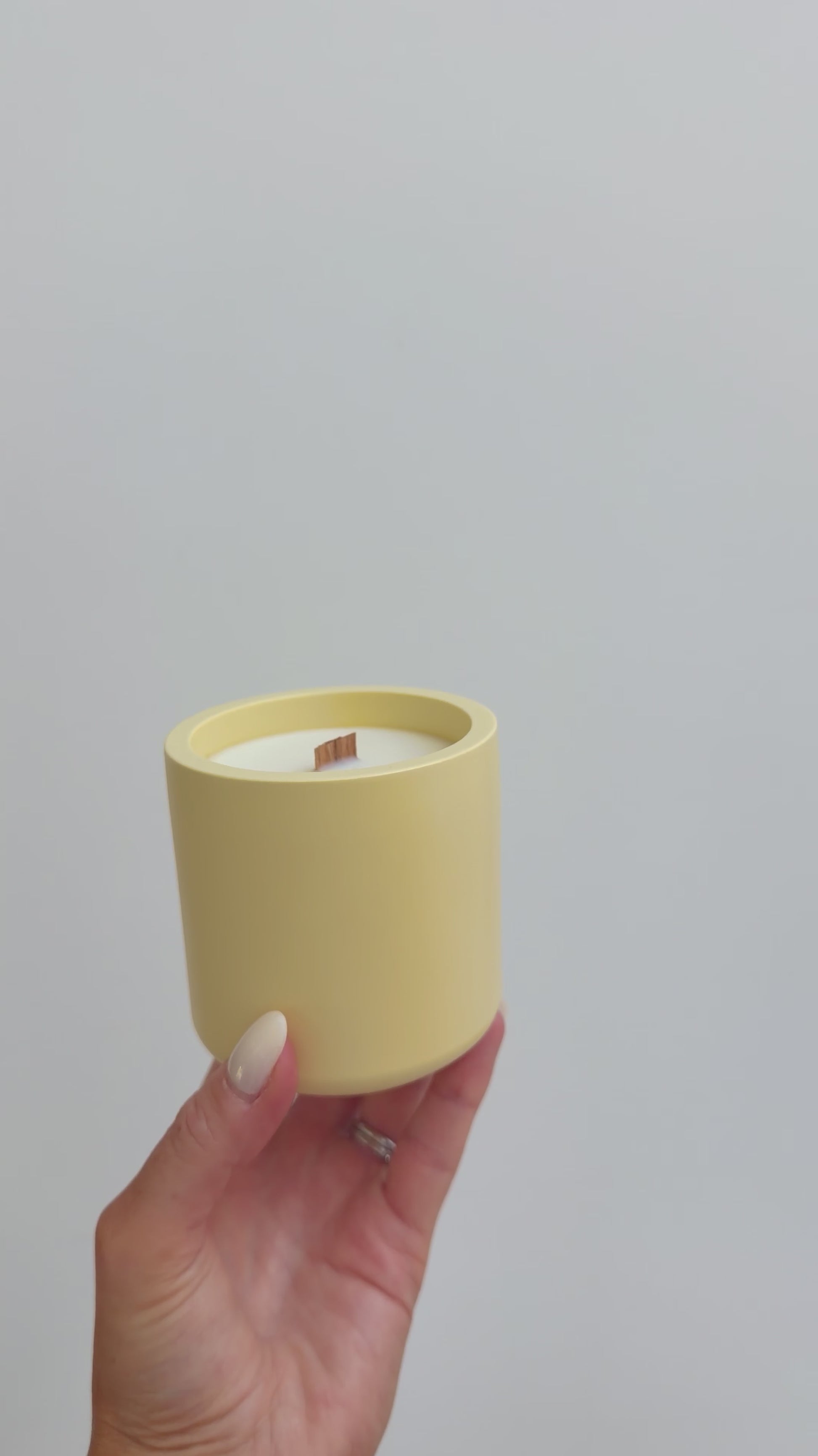 coconut cove candle